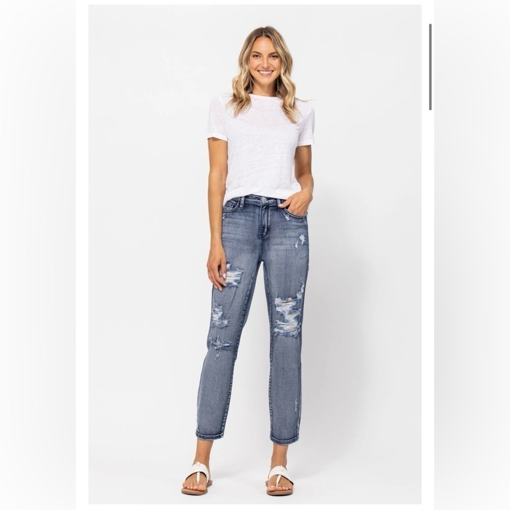 Judy Blue High Rise Distressed Boyfriend Fit Denim Jeans Size 27